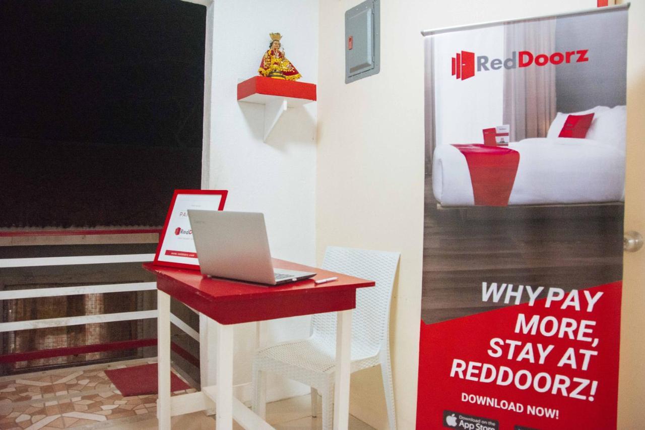 Reddoorz Near Oslob Whale Shark Watching Area Hotel Tanawan ภายนอก รูปภาพ